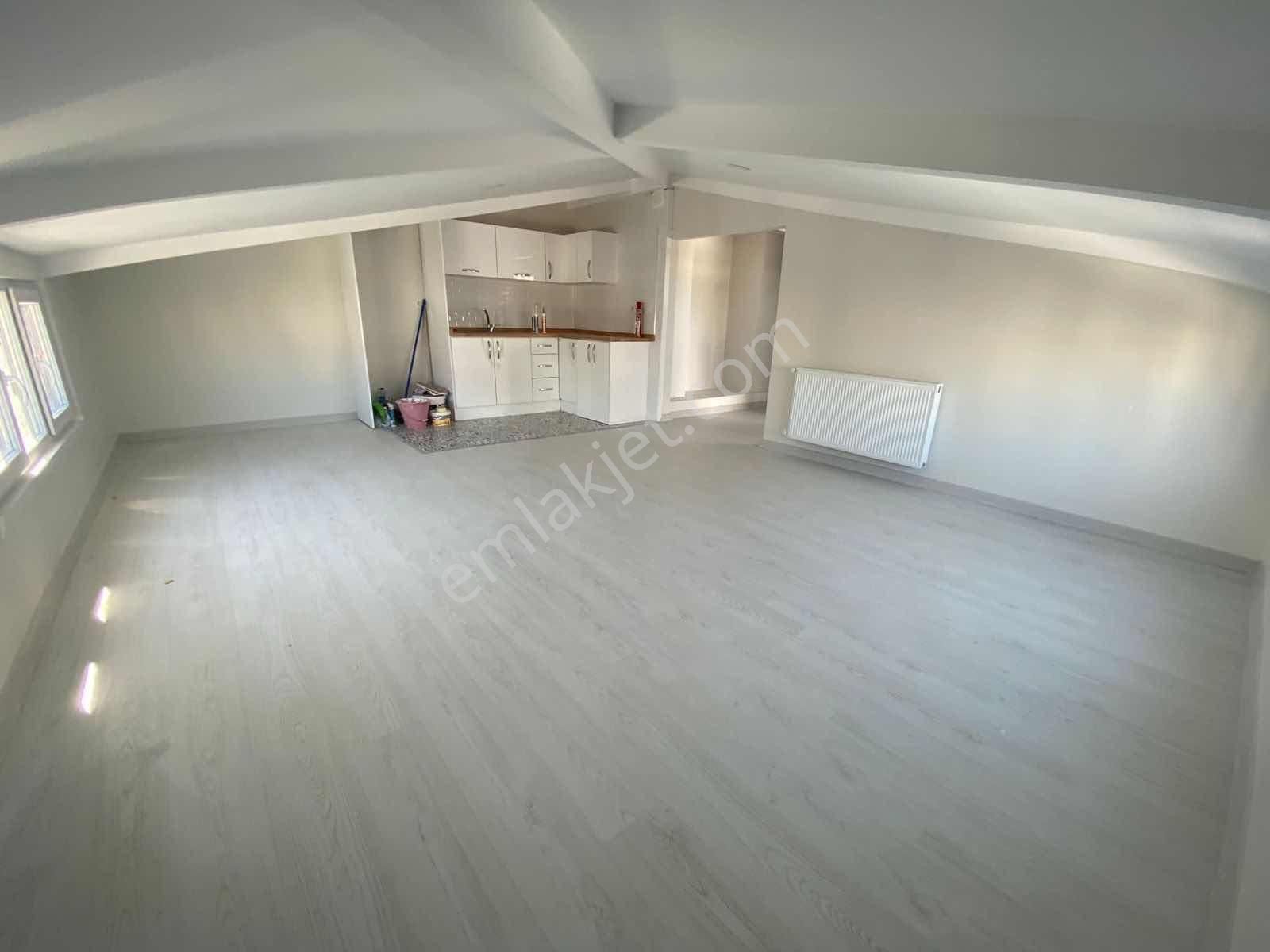 Çiftehavuzlar Sıfır Gibi Kiralık Dublex Daire 3+2 180m2 - Görsel 13
