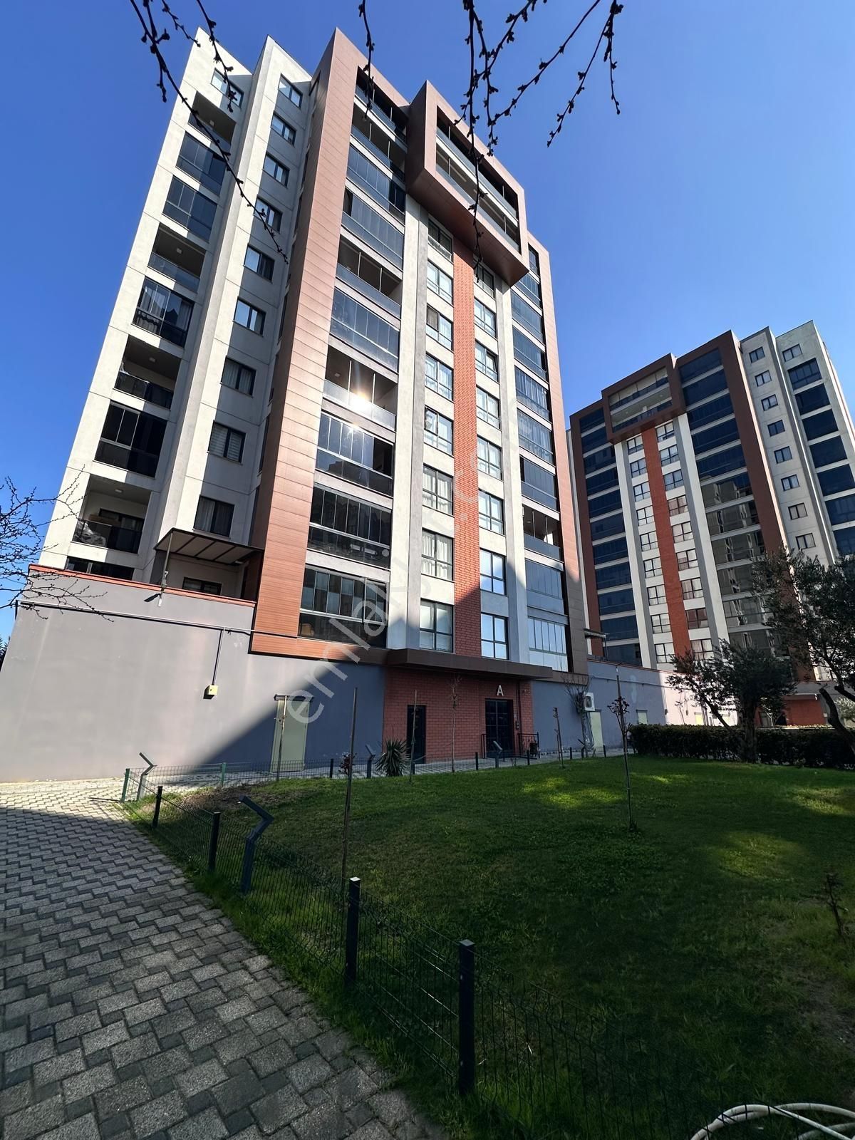 Değirmenönü Mahallesi Flora Vita'da Kiralık 3+1 Dubleks Daire - Görsel 2