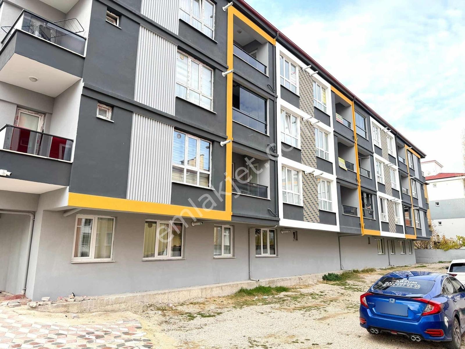 Arzum Gayrimenkul Danışmanlıktan Eşyalı Kiracılı 2+0ara Kat - Görsel 2