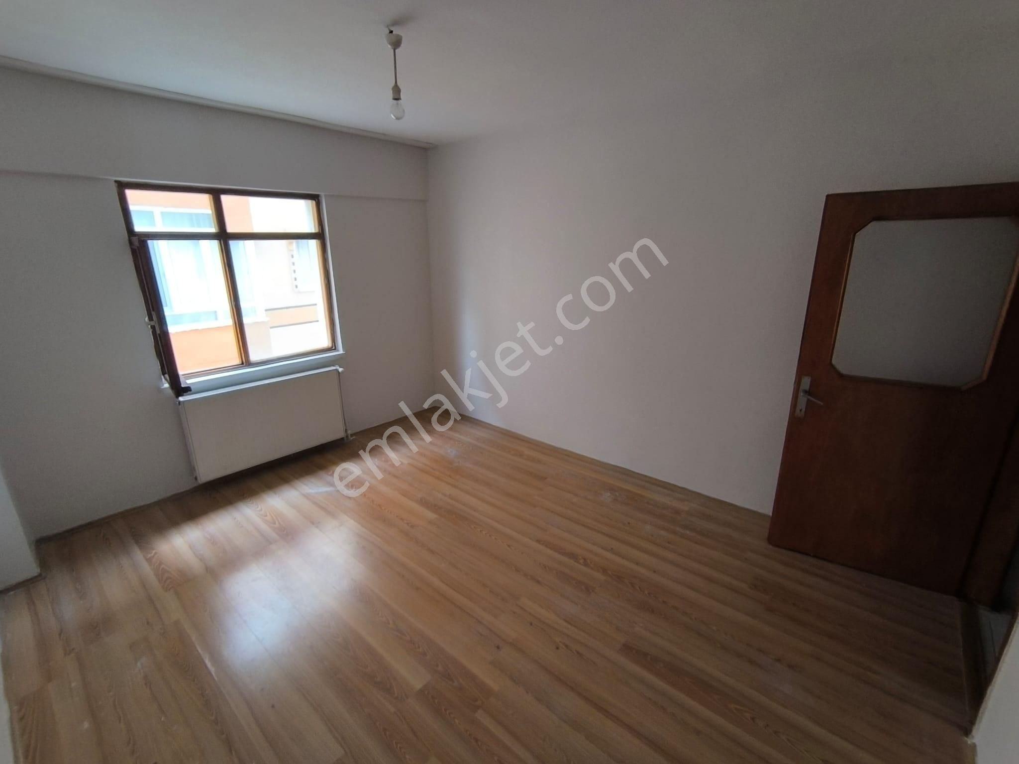 Mareşal Çakmak Mahallesin'de Bağımsız Ara Katta Kiralık Daire - Görsel 21