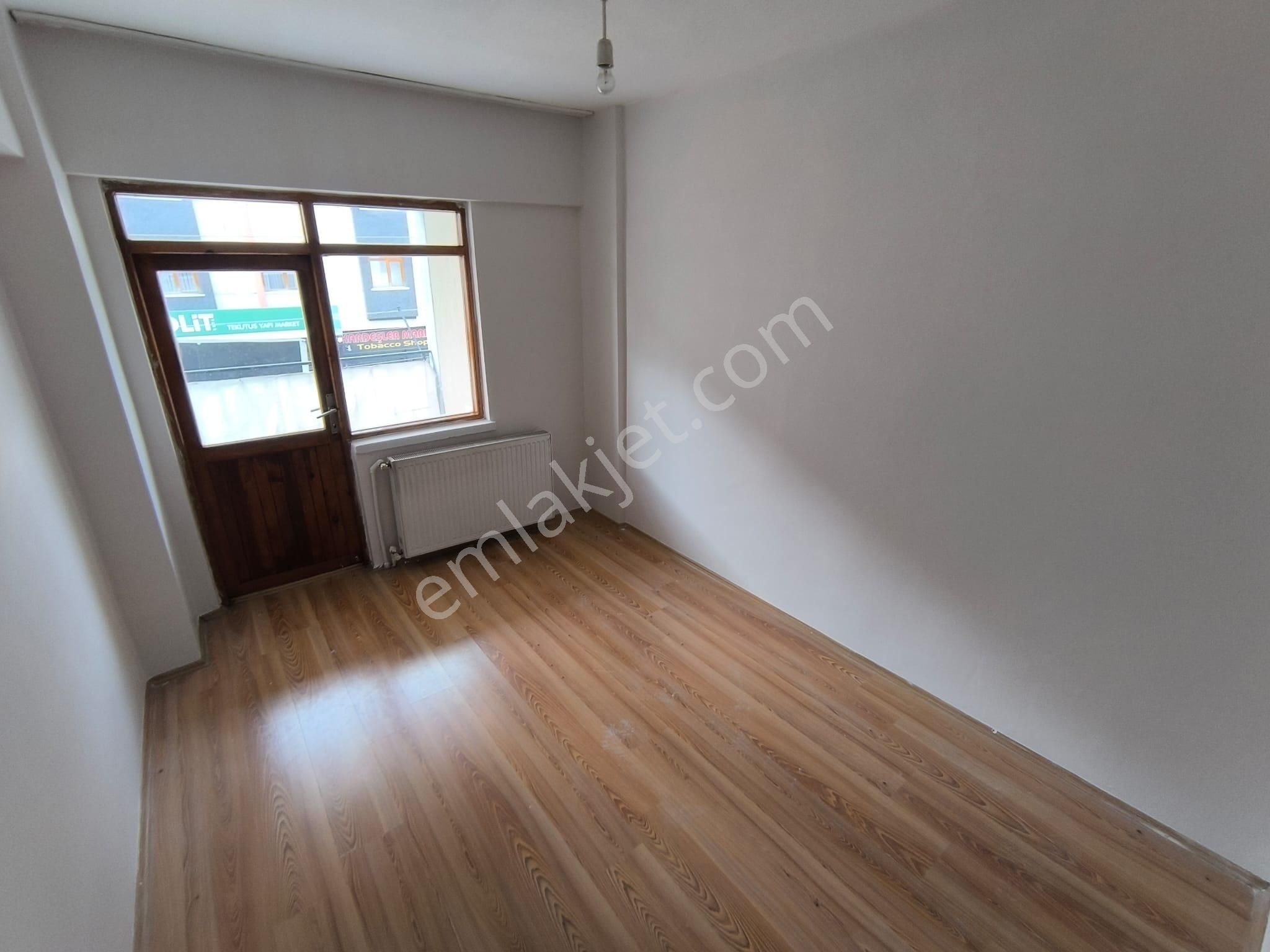 Mareşal Çakmak Mahallesin'de Bağımsız Ara Katta Kiralık Daire - Görsel 10