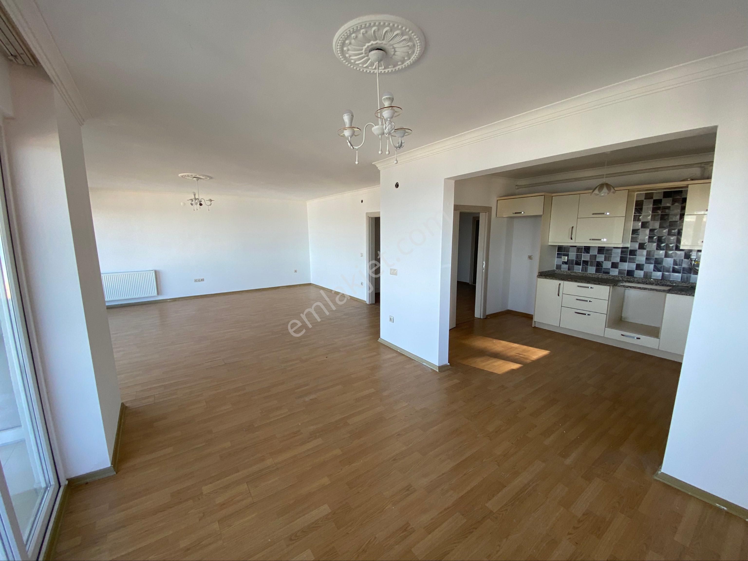 Yalıncak Lüx Site İçerisinde Kiralık 4+1 200 M2 Residence - Görsel 4