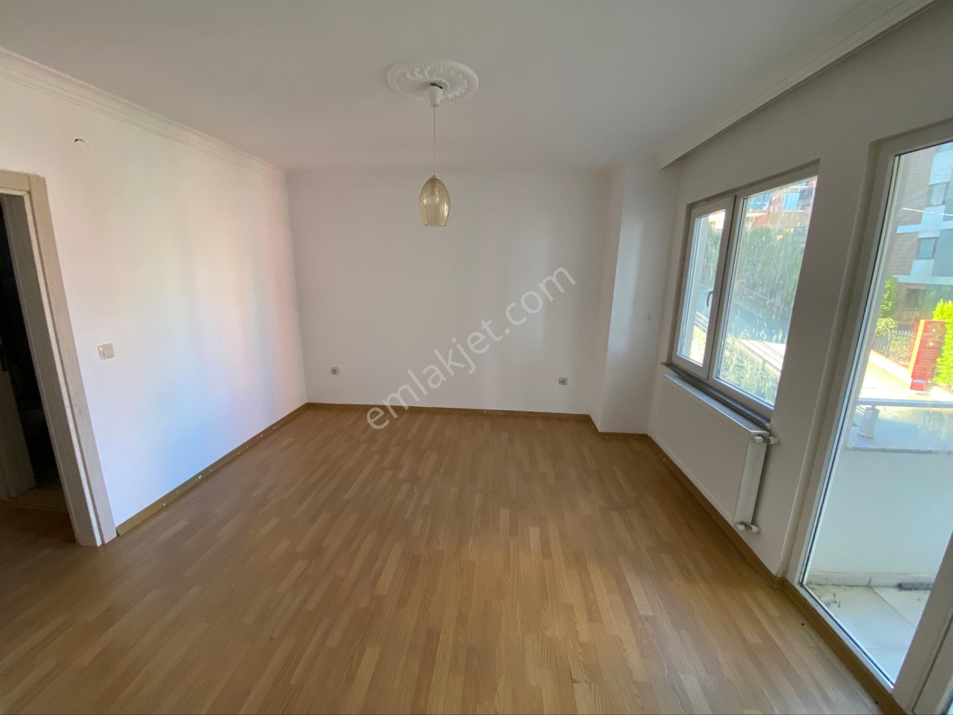 Yalıncak Lüx Site İçerisinde Kiralık 4+1 200 M2 Residence - Görsel 17