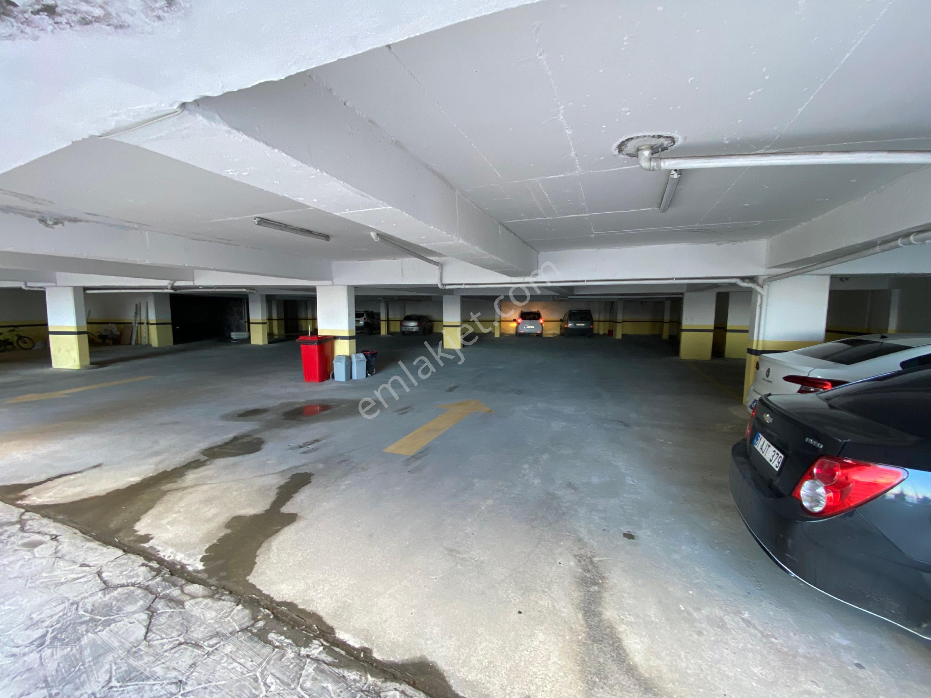 Yalıncak Lüx Site İçerisinde Kiralık 4+1 200 M2 Residence - Görsel 26