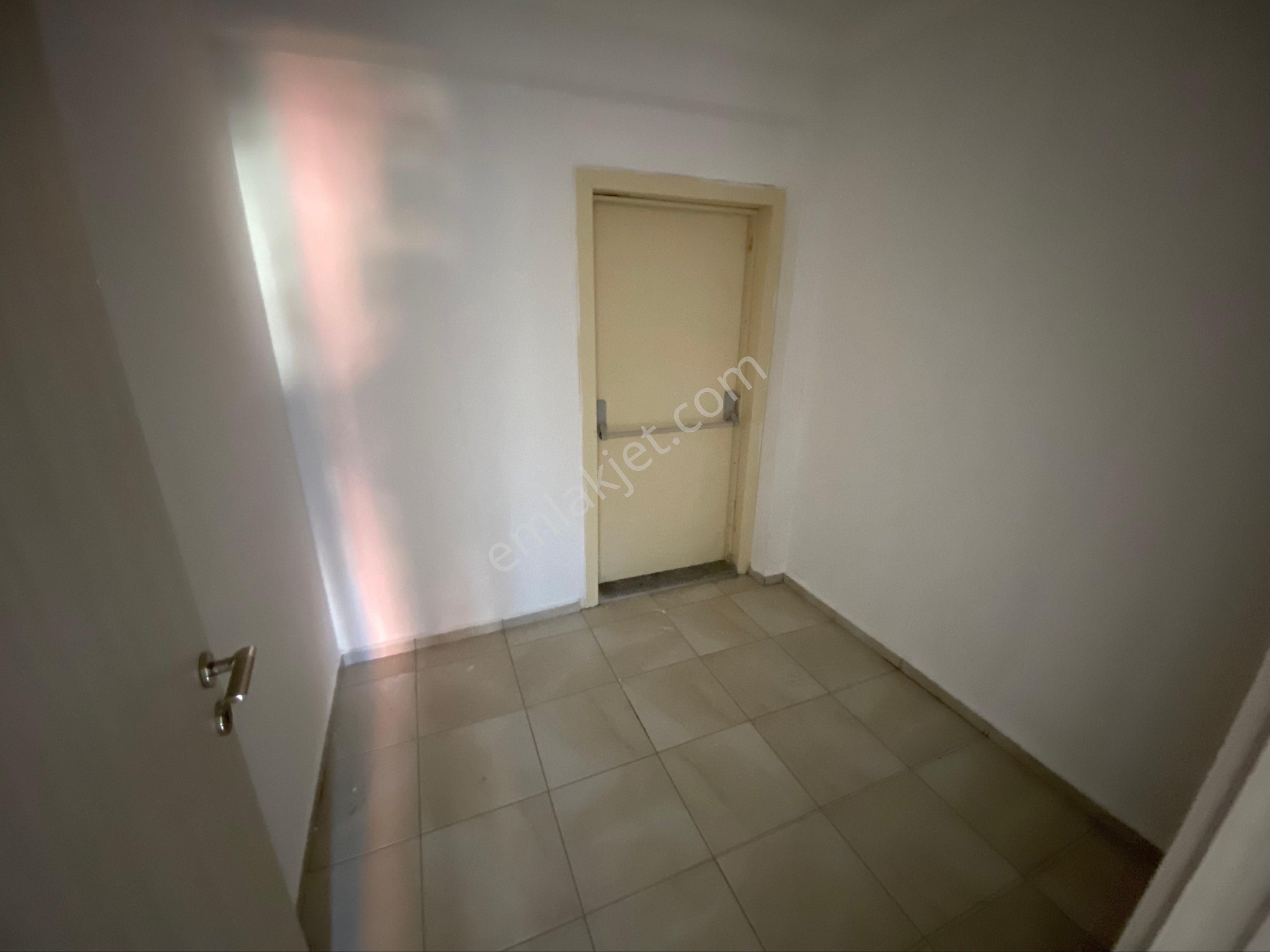 Yalıncak Lüx Site İçerisinde Kiralık 4+1 200 M2 Residence - Görsel 20