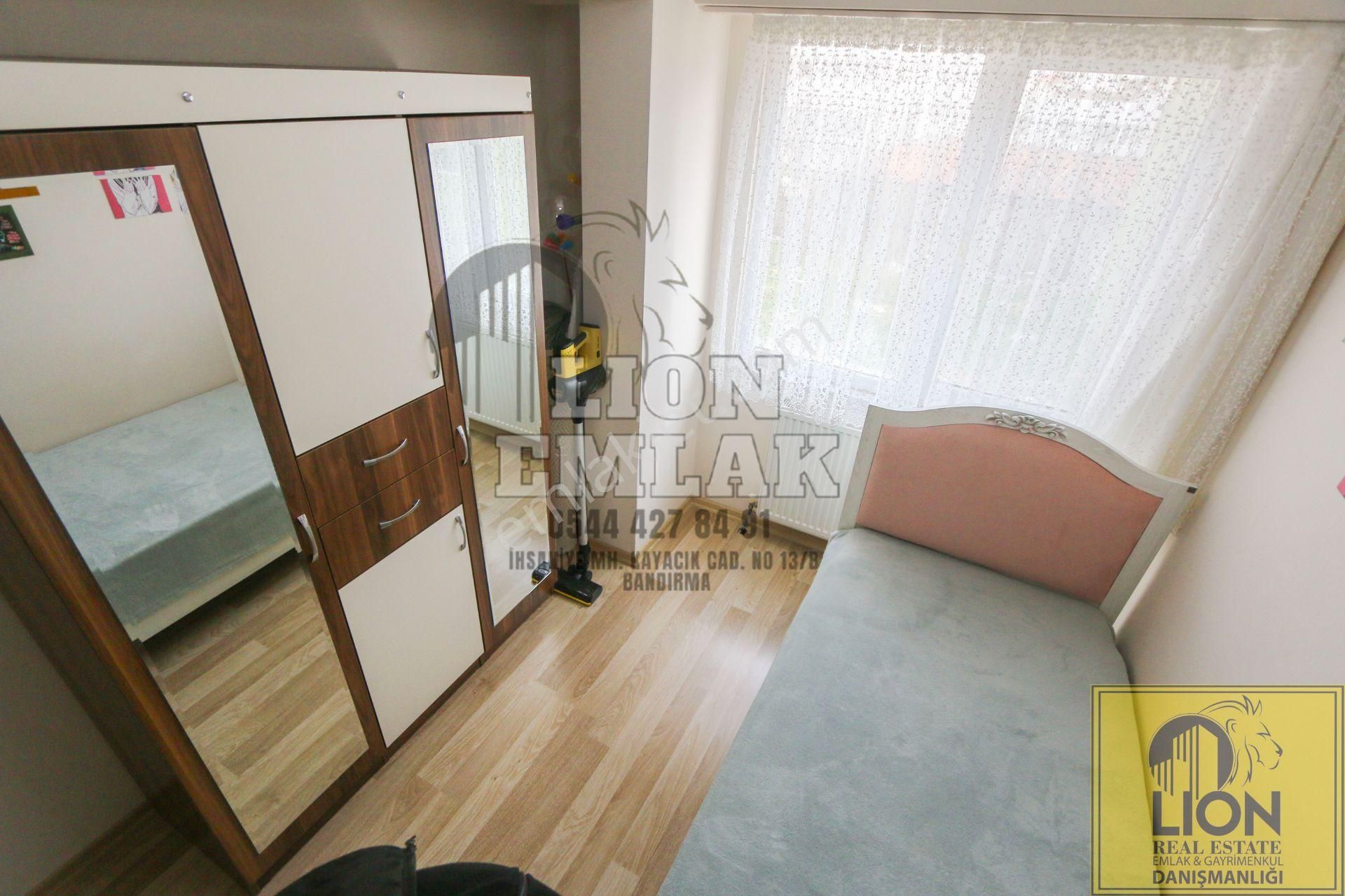 Lıon Emlak'tan İhsaniye'de Merkezi Konumda Satılık 3+1 Daire - Görsel 26