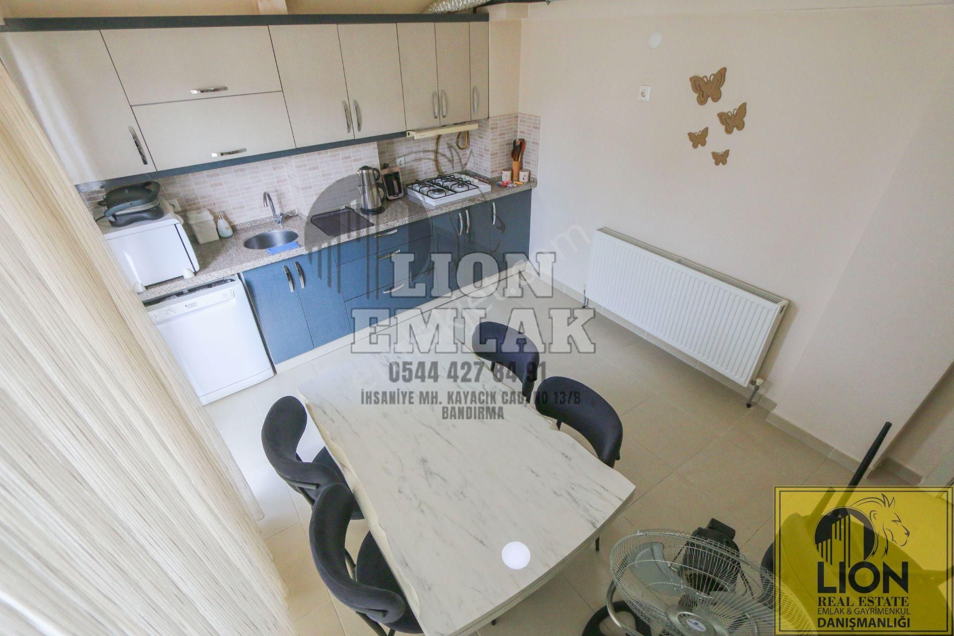 Lıon Emlak'tan İhsaniye'de Merkezi Konumda Satılık 3+1 Daire - Görsel 12