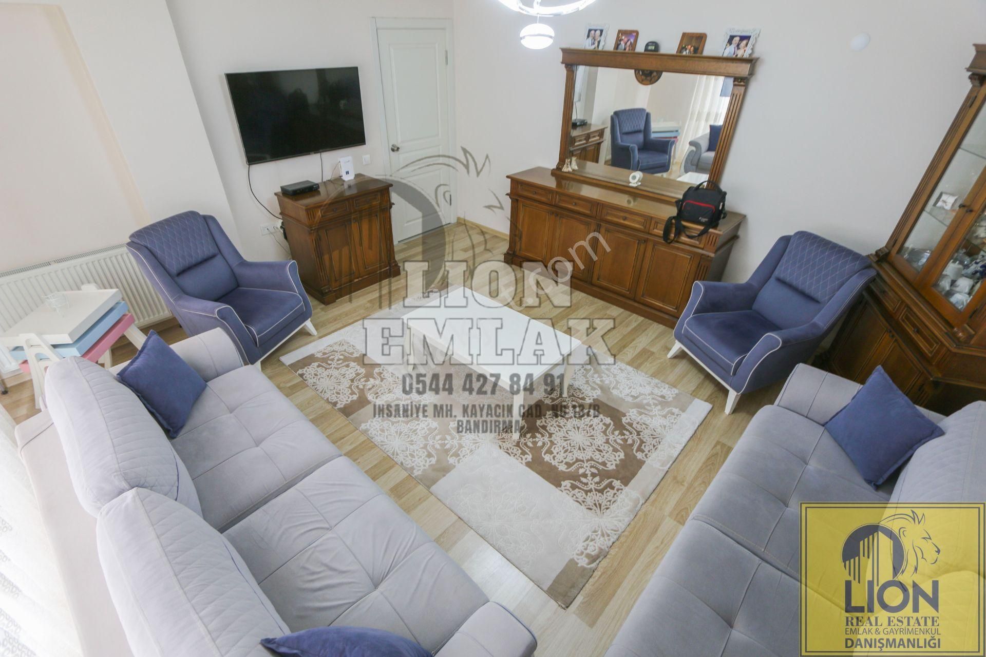 Lıon Emlak'tan İhsaniye'de Merkezi Konumda Satılık 3+1 Daire - Görsel 2