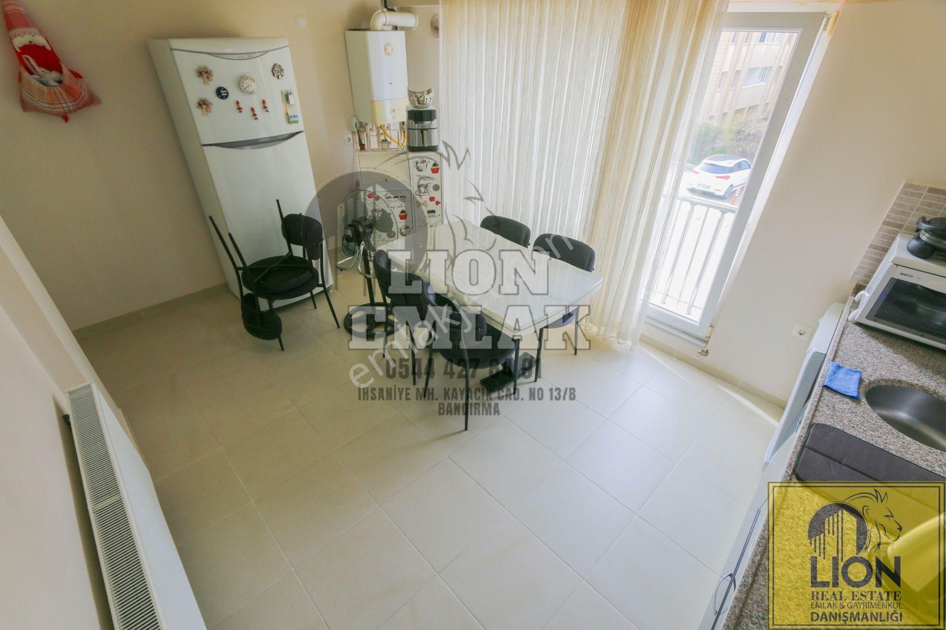 Lıon Emlak'tan İhsaniye'de Merkezi Konumda Satılık 3+1 Daire - Görsel 13