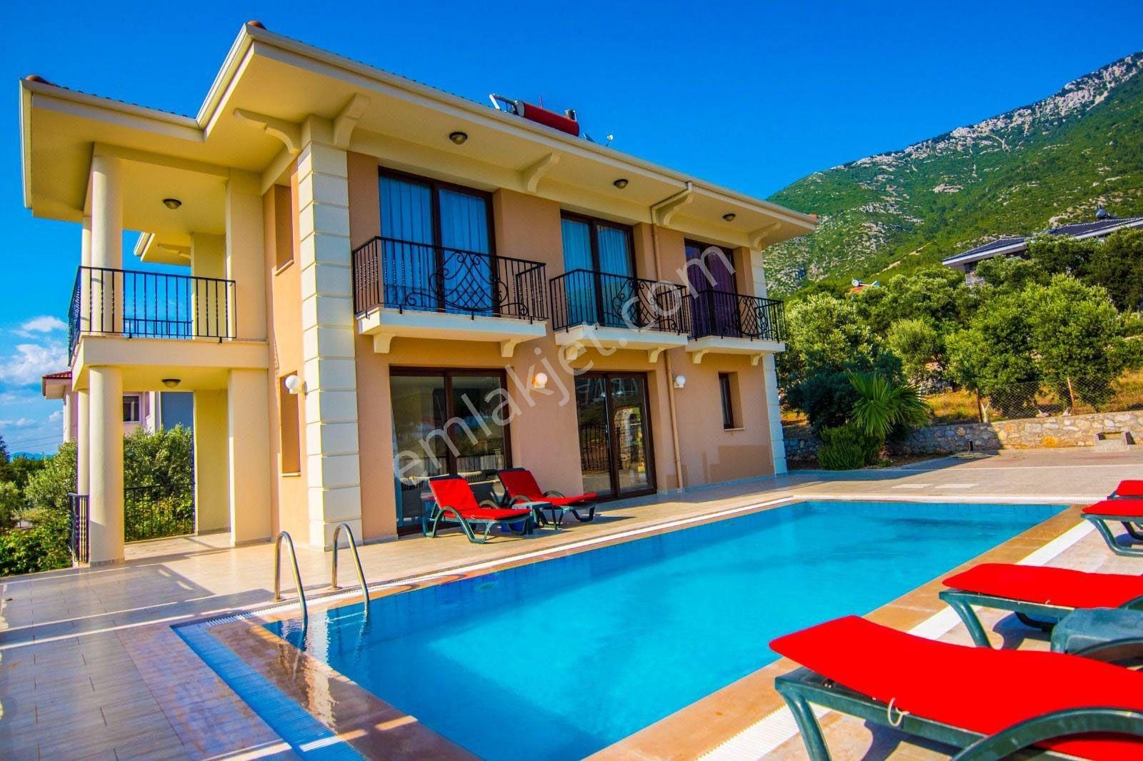 Goldhouse Dan Ovacık Ta Muhteşem Konumda Geniş 3+1 Müstakil Villa - Görsel 18