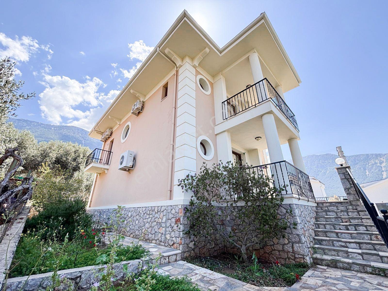 Goldhouse Dan Ovacık Ta Muhteşem Konumda Geniş 3+1 Müstakil Villa - Görsel 33