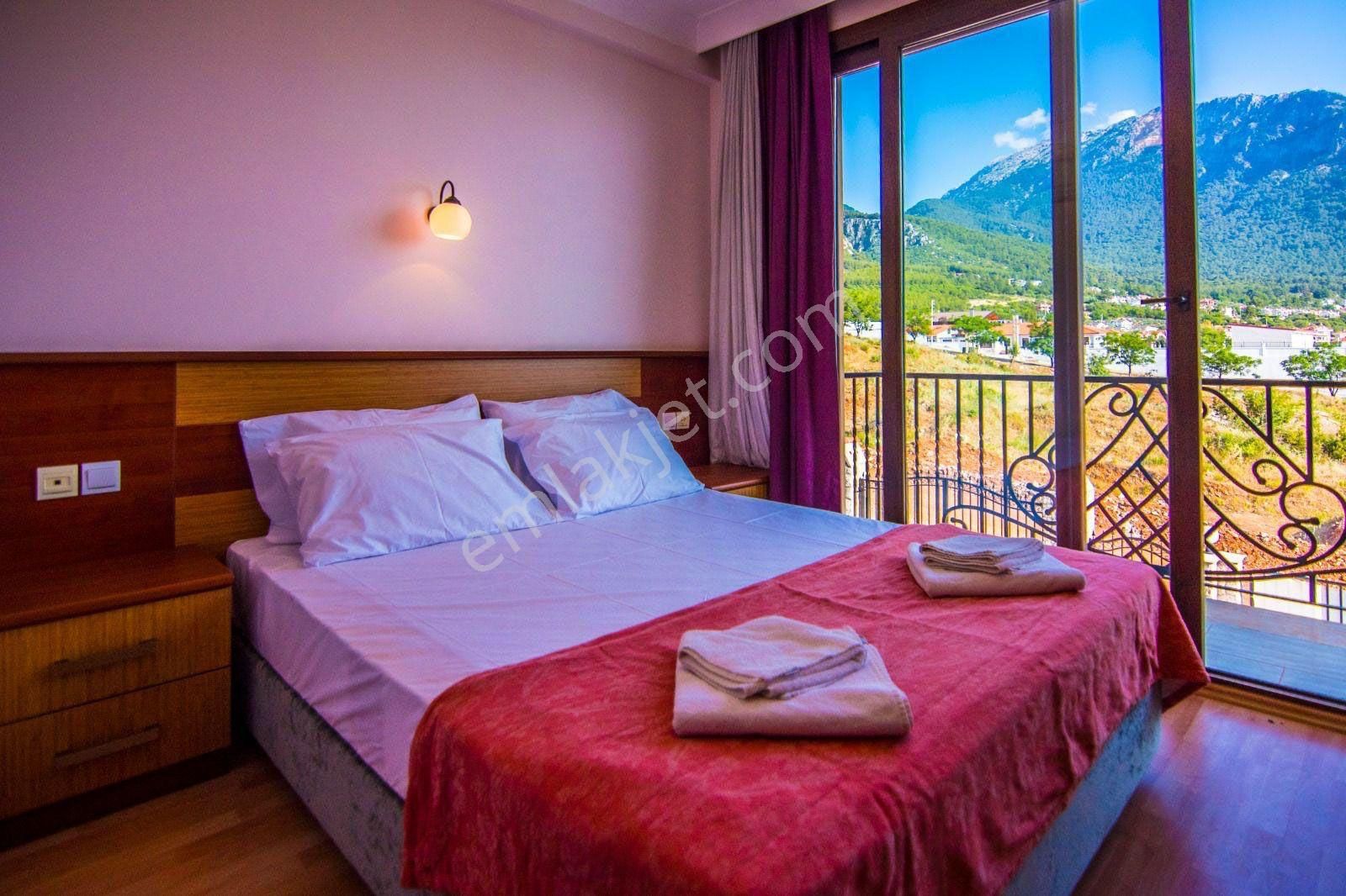 Goldhouse Dan Ovacık Ta Muhteşem Konumda Geniş 3+1 Müstakil Villa - Görsel 15