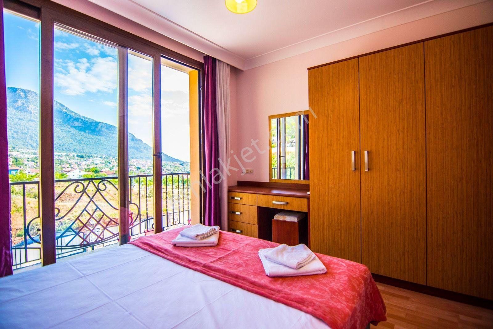 Goldhouse Dan Ovacık Ta Muhteşem Konumda Geniş 3+1 Müstakil Villa - Görsel 16