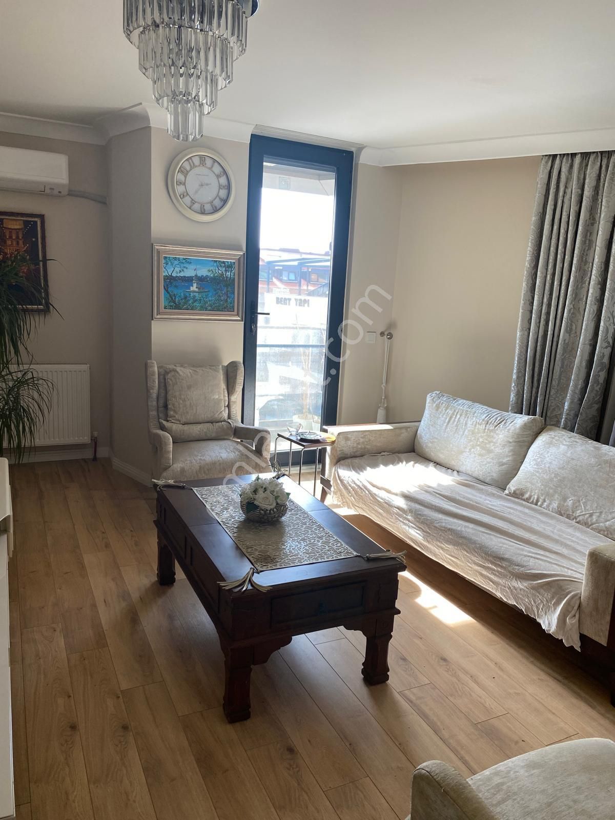 Acıbadem Caddesinde Deniz Manzaralı Dubleks Daire - Görsel 5