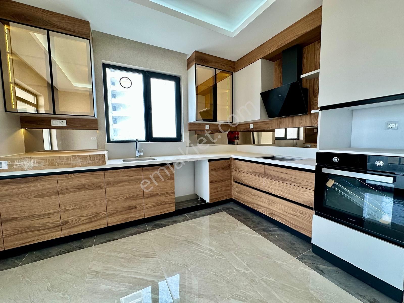 Redstone Castle Susuz Göksu 4+1 Kiralık Daire - Görsel 7