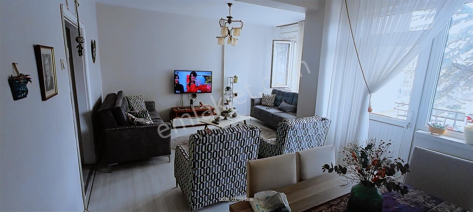 Vişnelik Alifuat Güven Cad. Balkon Asansör Arakat Satılık 2+1