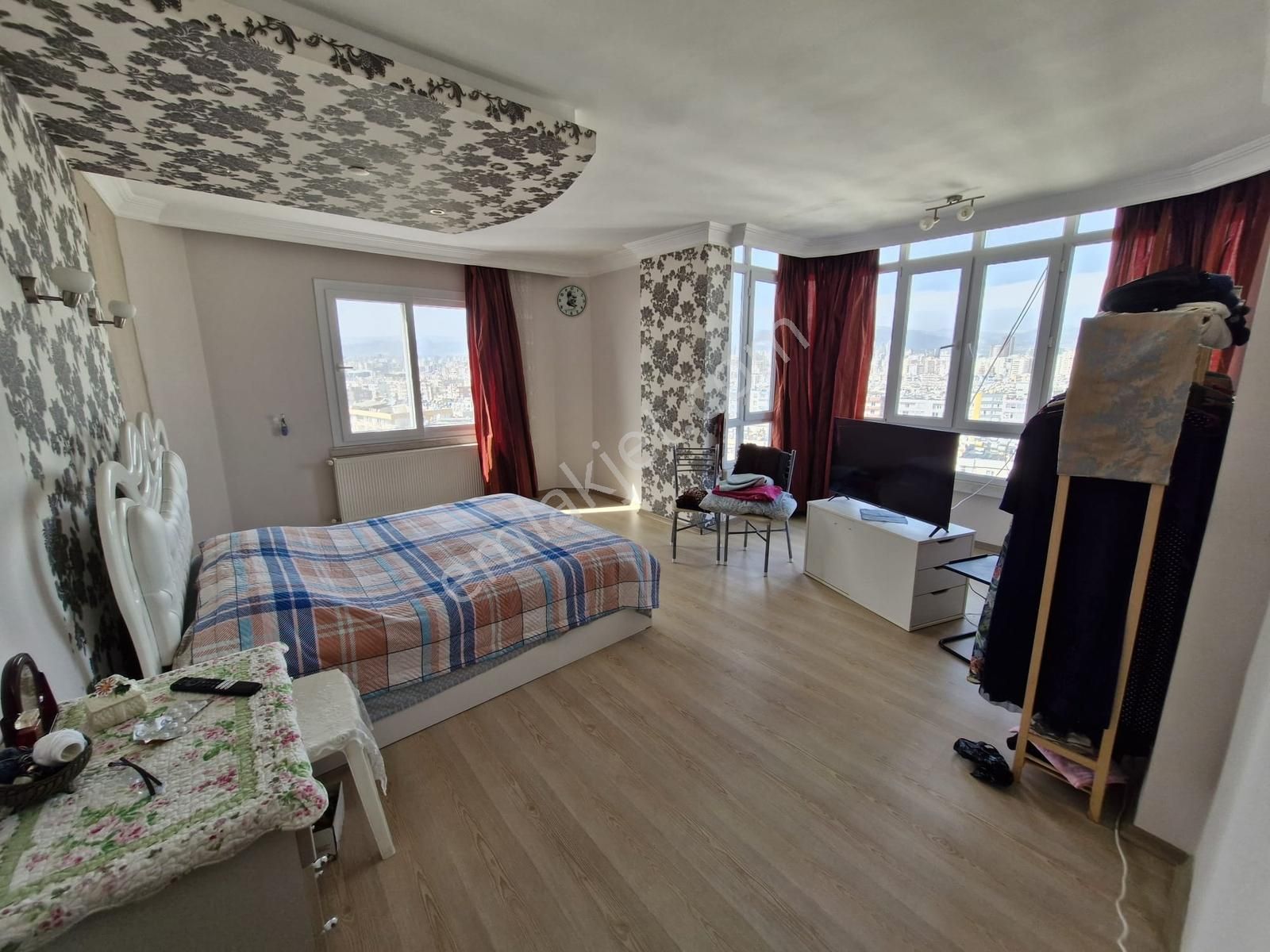 Yenişehir Sahile Çok Yakın Tam Deniz Manzaralı Ara Kat 4+1 Daire - Görsel 18