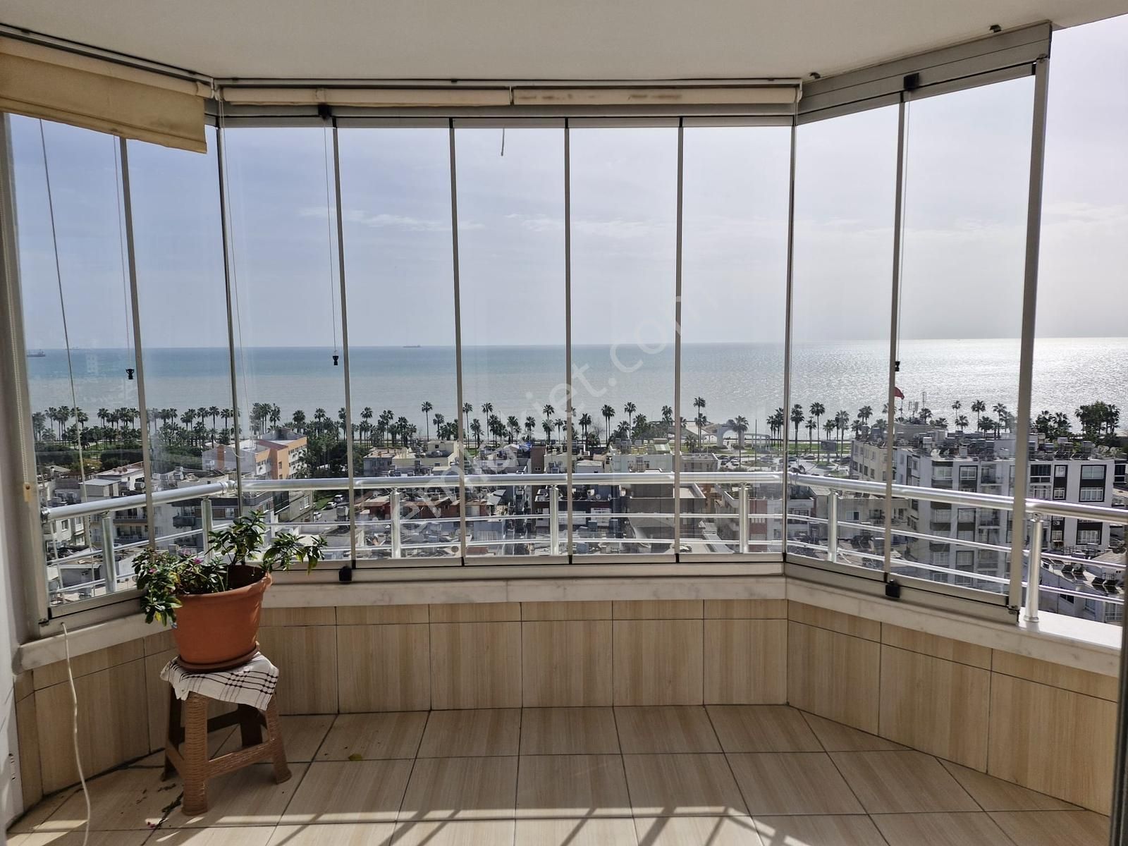 Yenişehir Sahile Çok Yakın Tam Deniz Manzaralı Ara Kat 4+1 Daire - Görsel 11