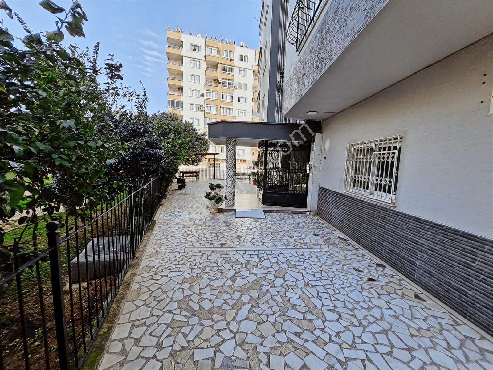 Yenişehir Sahile Çok Yakın Tam Deniz Manzaralı Ara Kat 4+1 Daire - Görsel 9