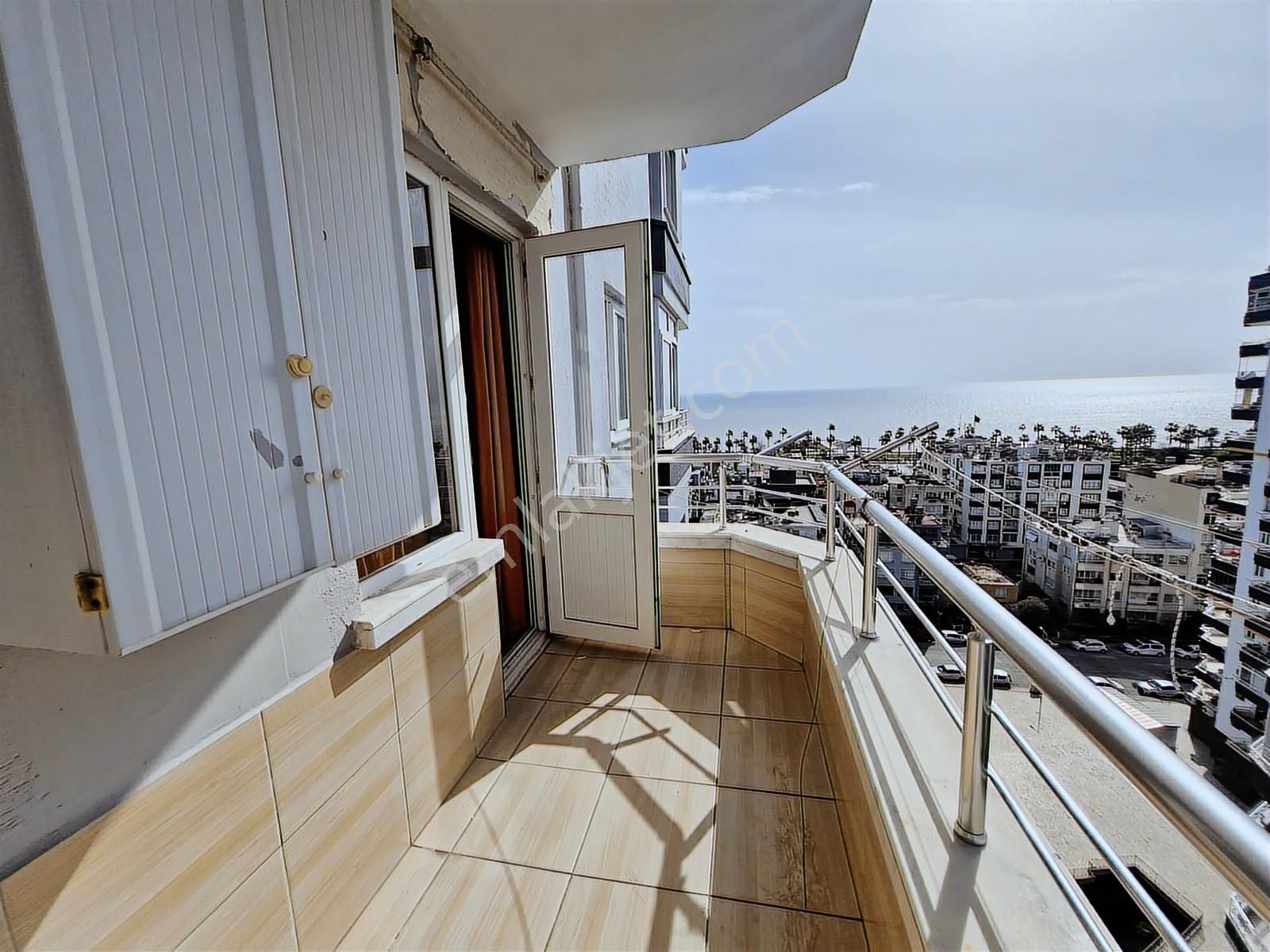 Yenişehir Sahile Çok Yakın Tam Deniz Manzaralı Ara Kat 4+1 Daire - Görsel 17