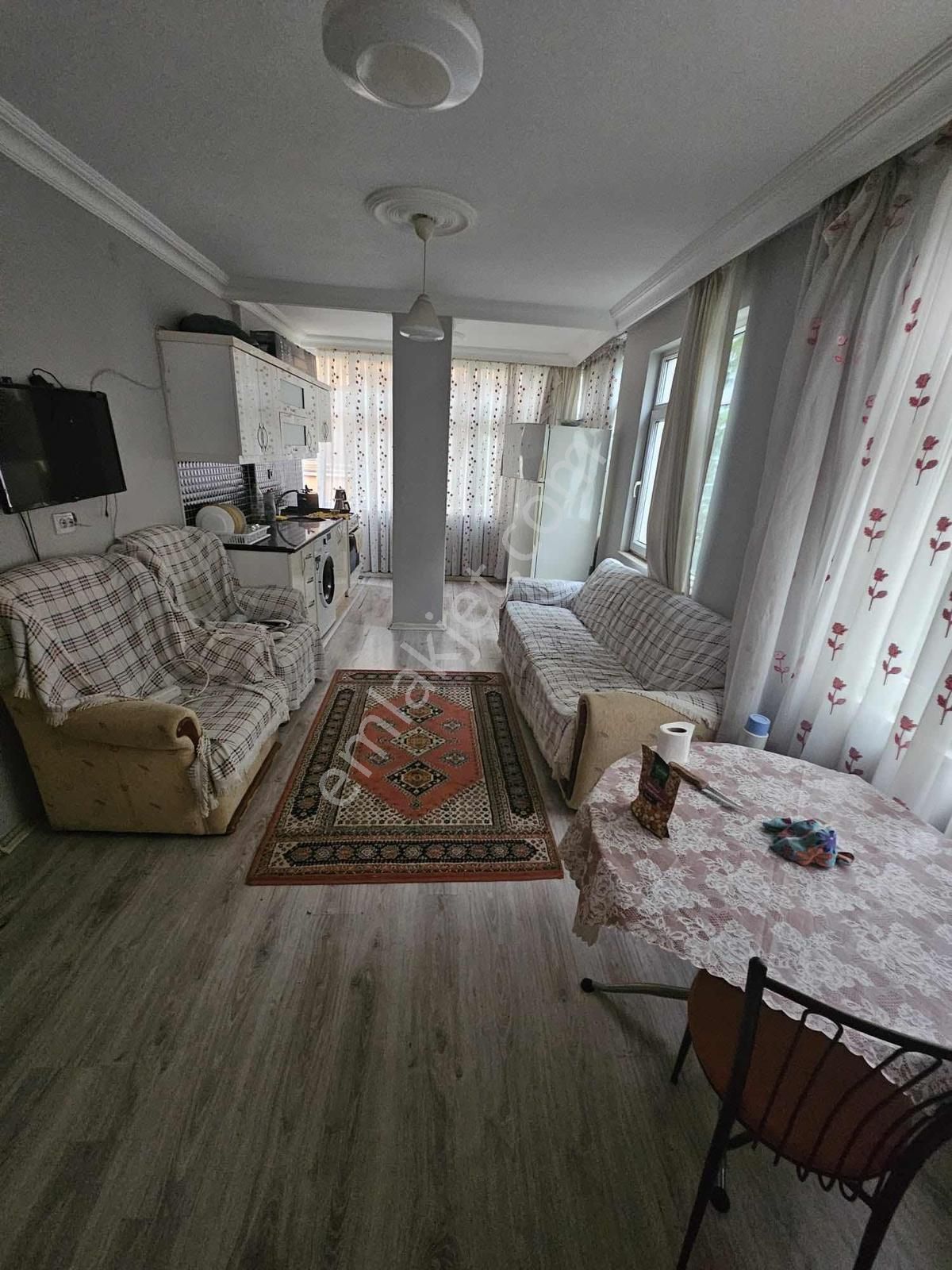 A K Mutludan Kültür Kent Lokantası Arkasında 2+1 Eşyalı Ara Kat - Görsel 2