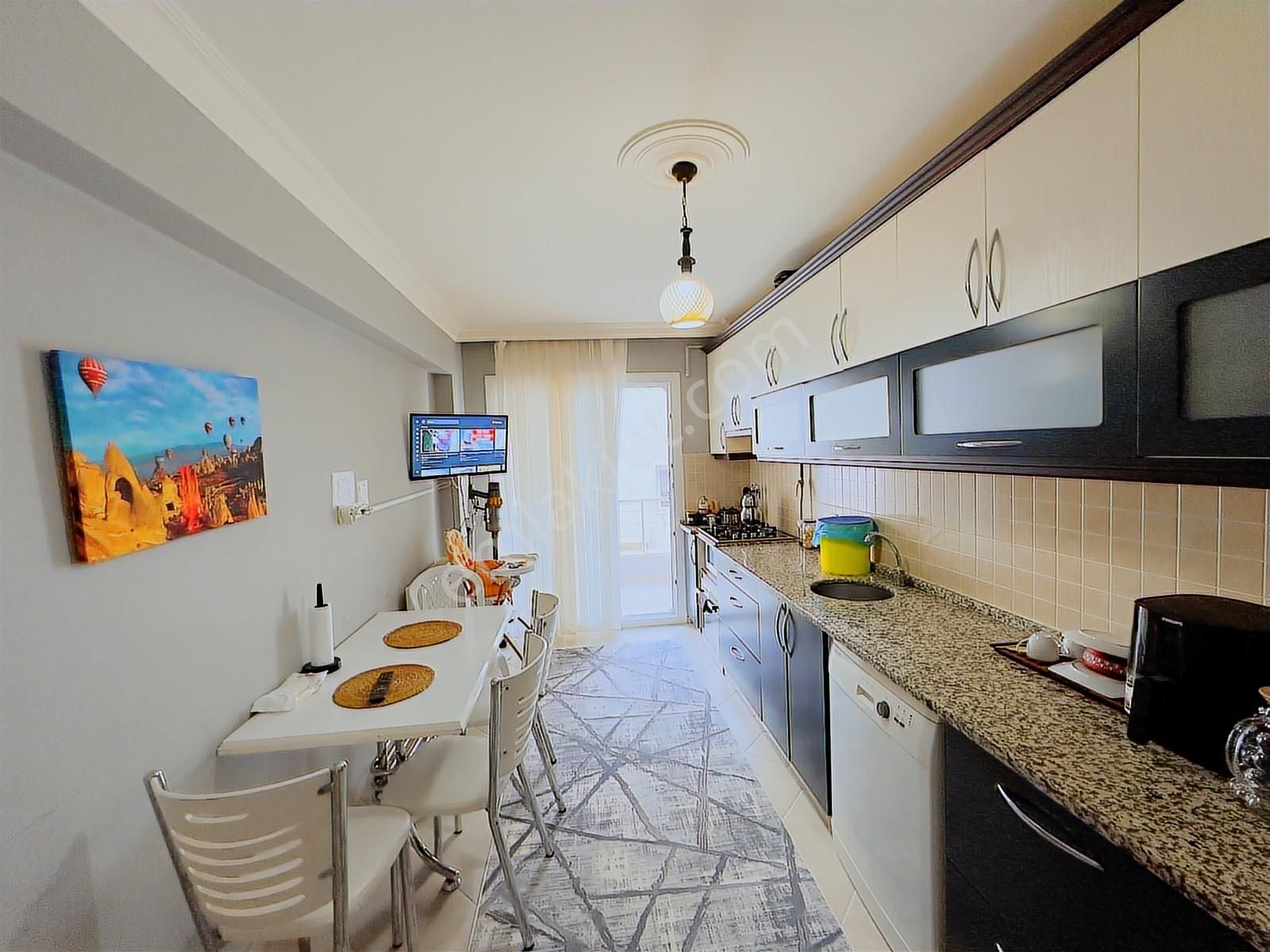 Gaziemir Yeşil Mahalle Satılık 3+1 Daire - Görsel 16