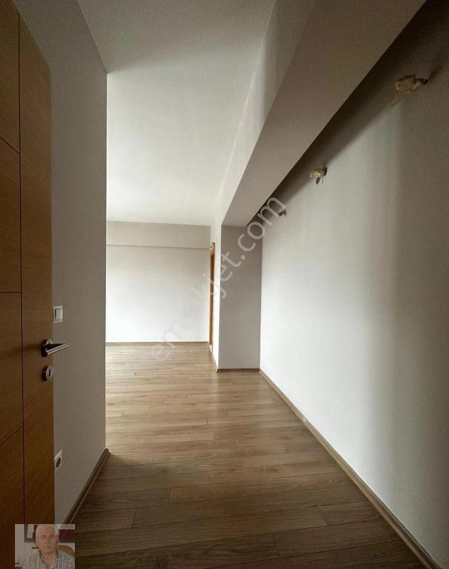 Özdilek Avm Yanı Loft Sitesinde Manzaralı Çift Balkonlu Daire - Görsel 13