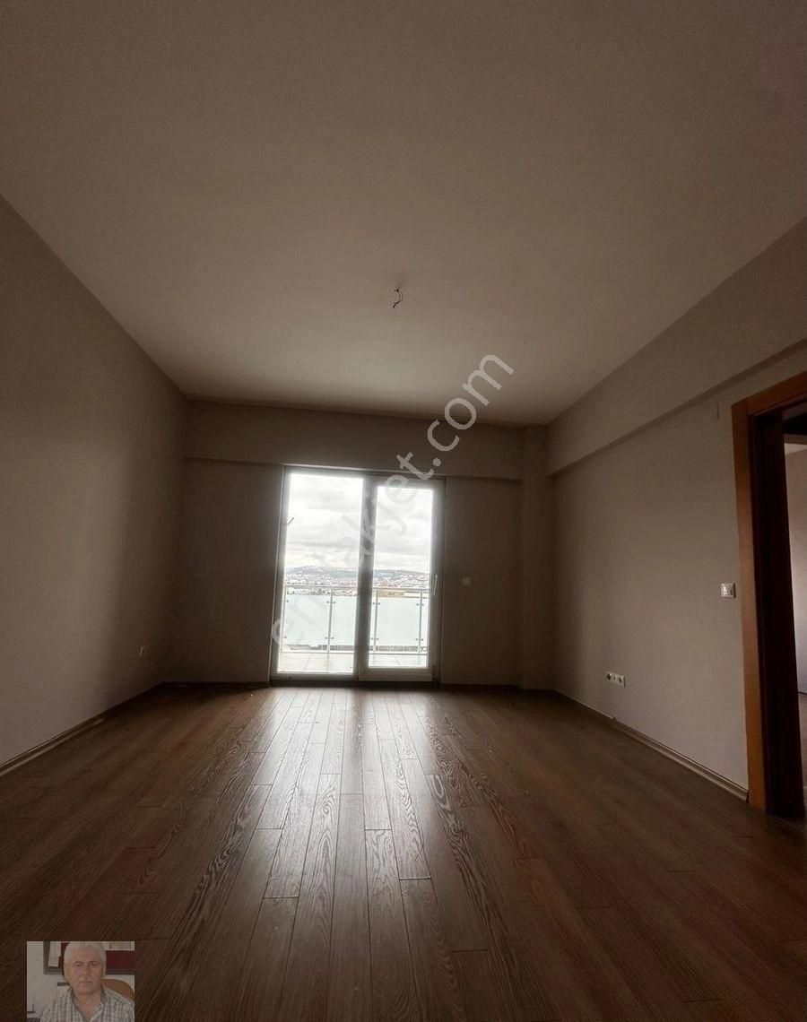 Özdilek Avm Yanı Loft Sitesinde Manzaralı Çift Balkonlu Daire - Görsel 3