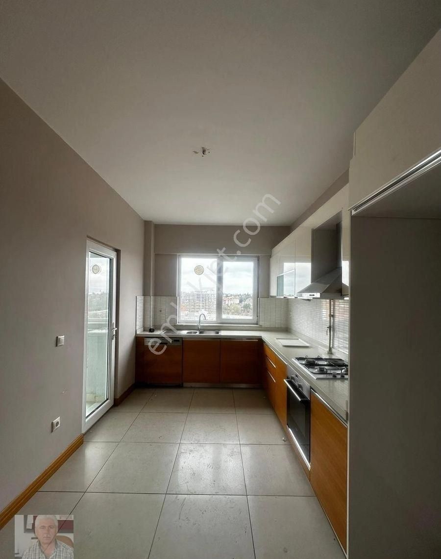 Özdilek Avm Yanı Loft Sitesinde Manzaralı Çift Balkonlu Daire - Görsel 2