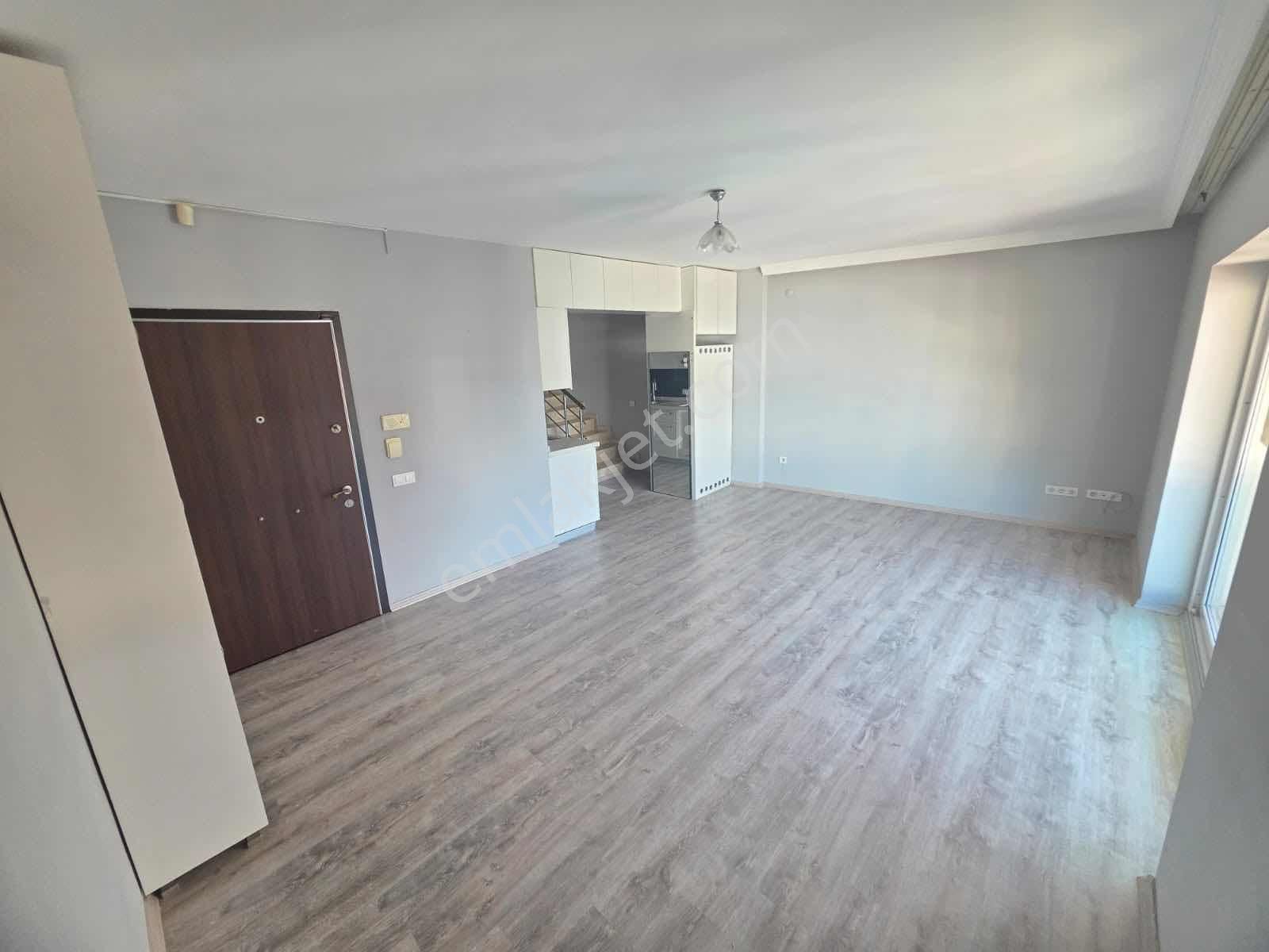 Marvera' Dan Kiralık Marmaris Merkezde Genç Binada 2+1 Boş Daire - Görsel 23