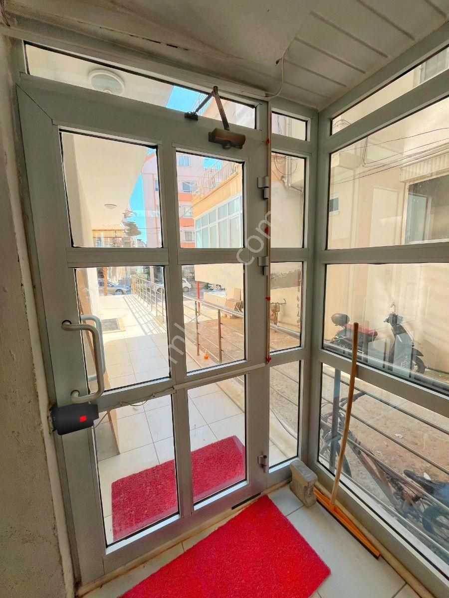 Efelerde Merkezi Konumda Eşyalı Kiralık Daire - Görsel 13
