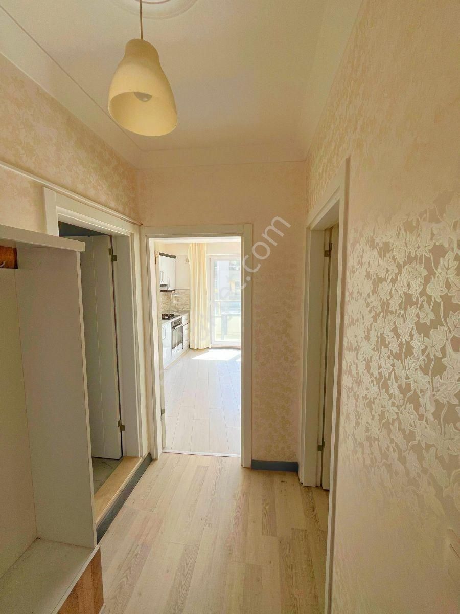 Efelerde Merkezi Konumda Eşyalı Kiralık Daire - Görsel 4