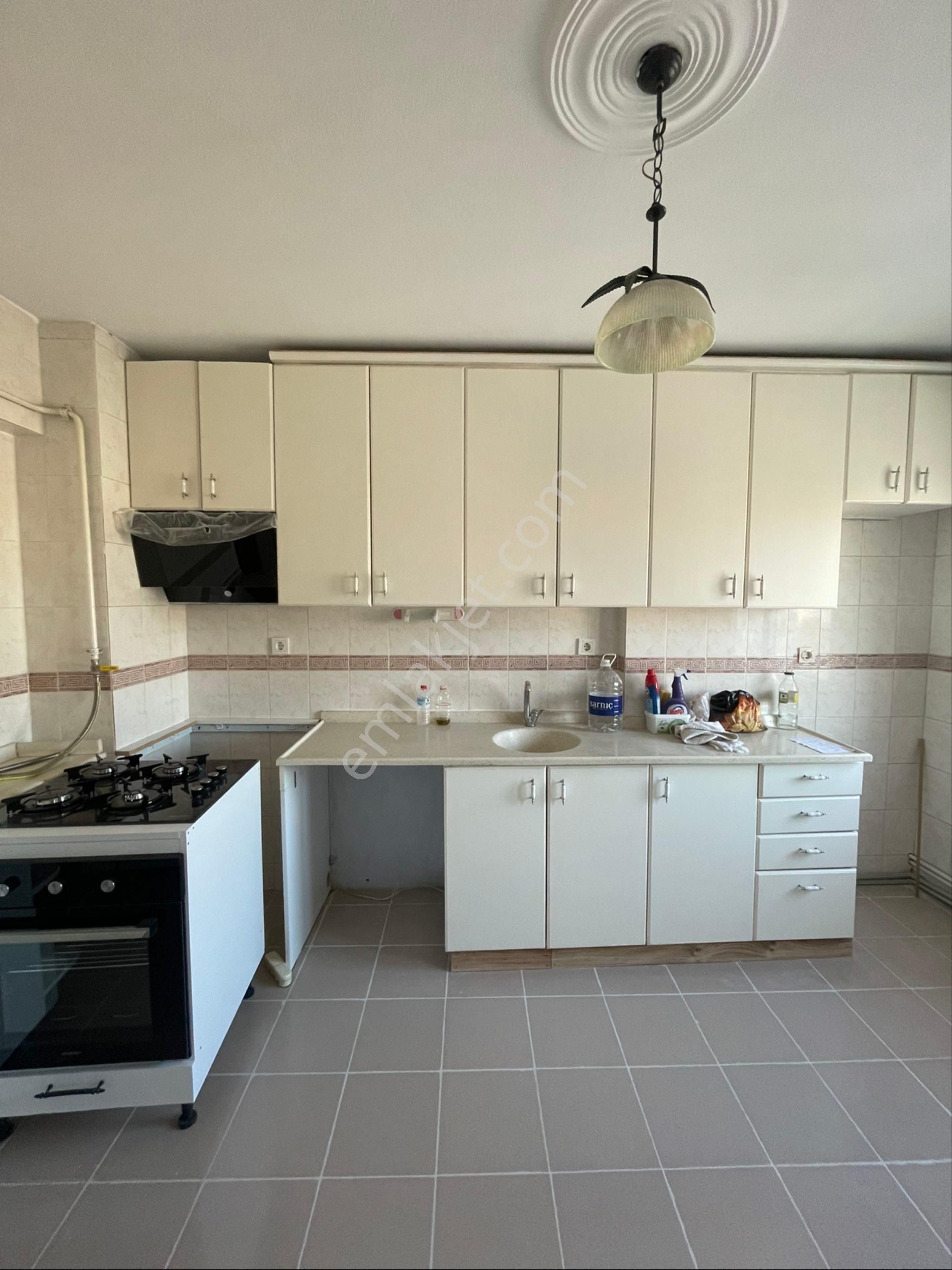 Çiğli Ataşehirde Kiralık 3+1 Doğalgazlı Site İçerisinde - Görsel 3