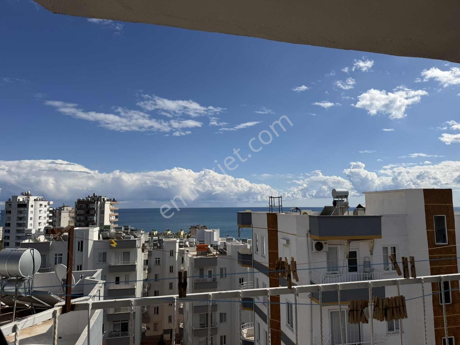 Erdemli Ayaşta Satılık Eşyalı 2+1 Acill Fiyat