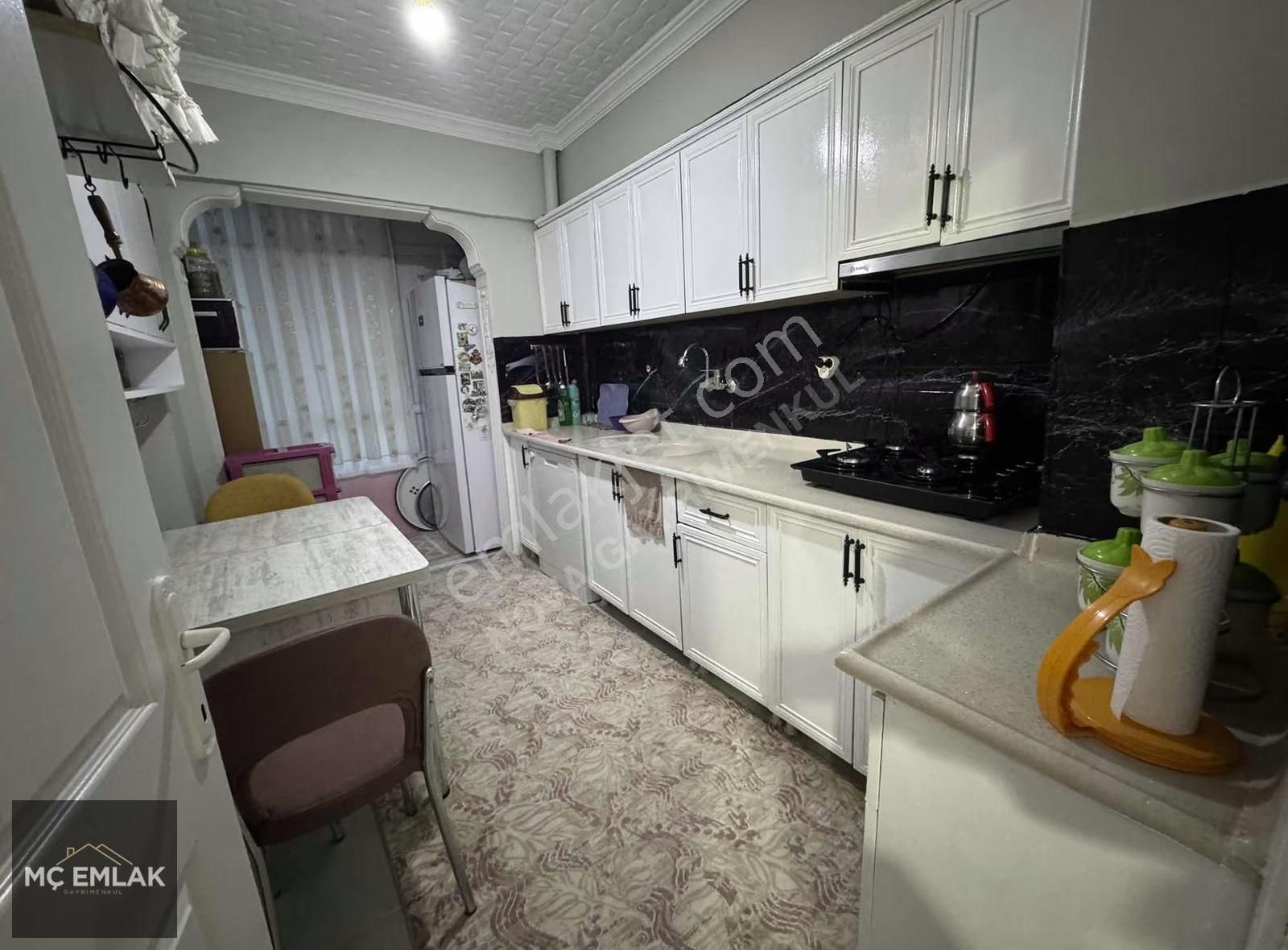 Mç Emlaktan Satılık 3+1 Site İçerisinden