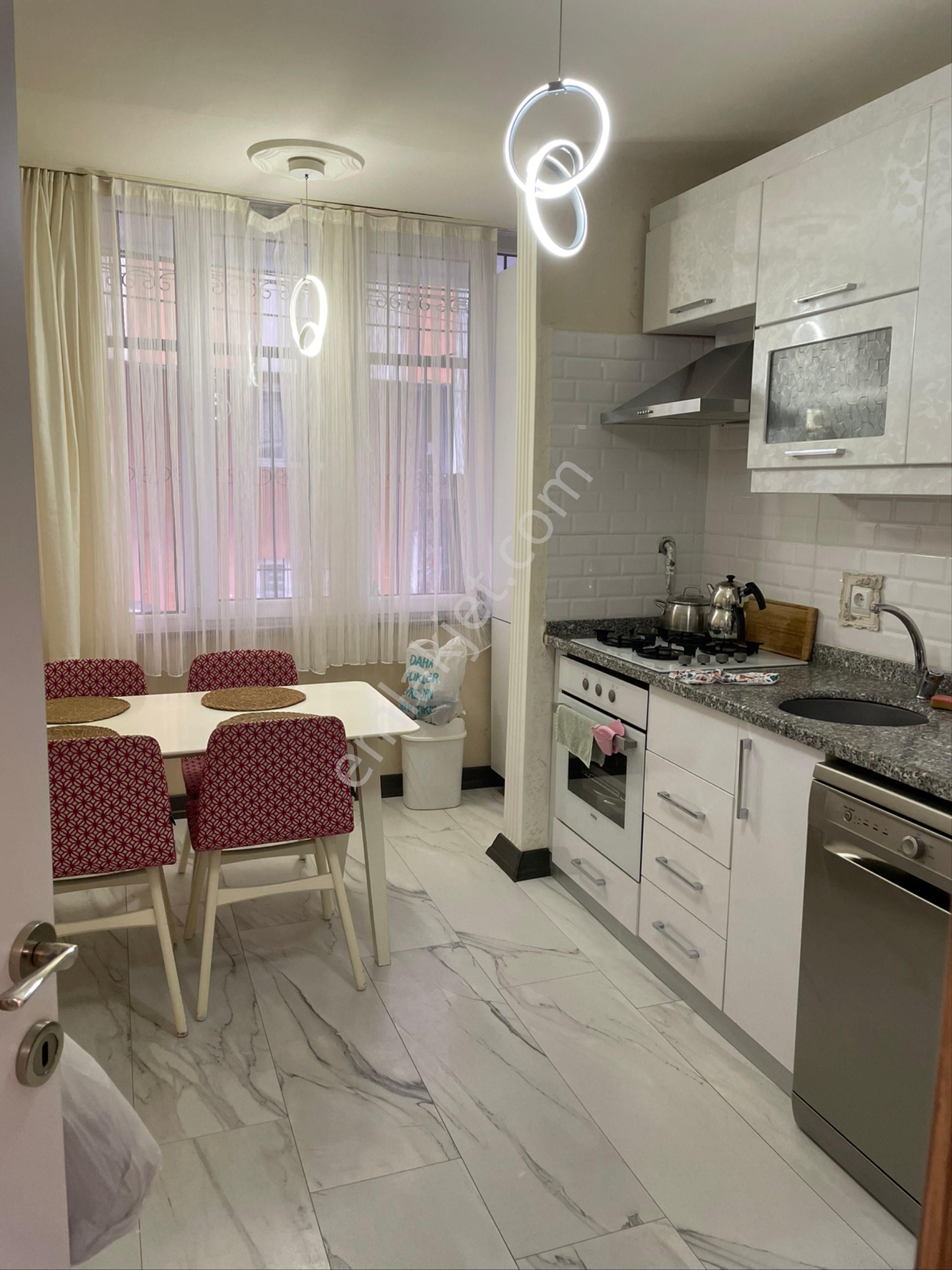 3+1merkezi Konumda Temiz Ferah Bi Daire - Görsel 3