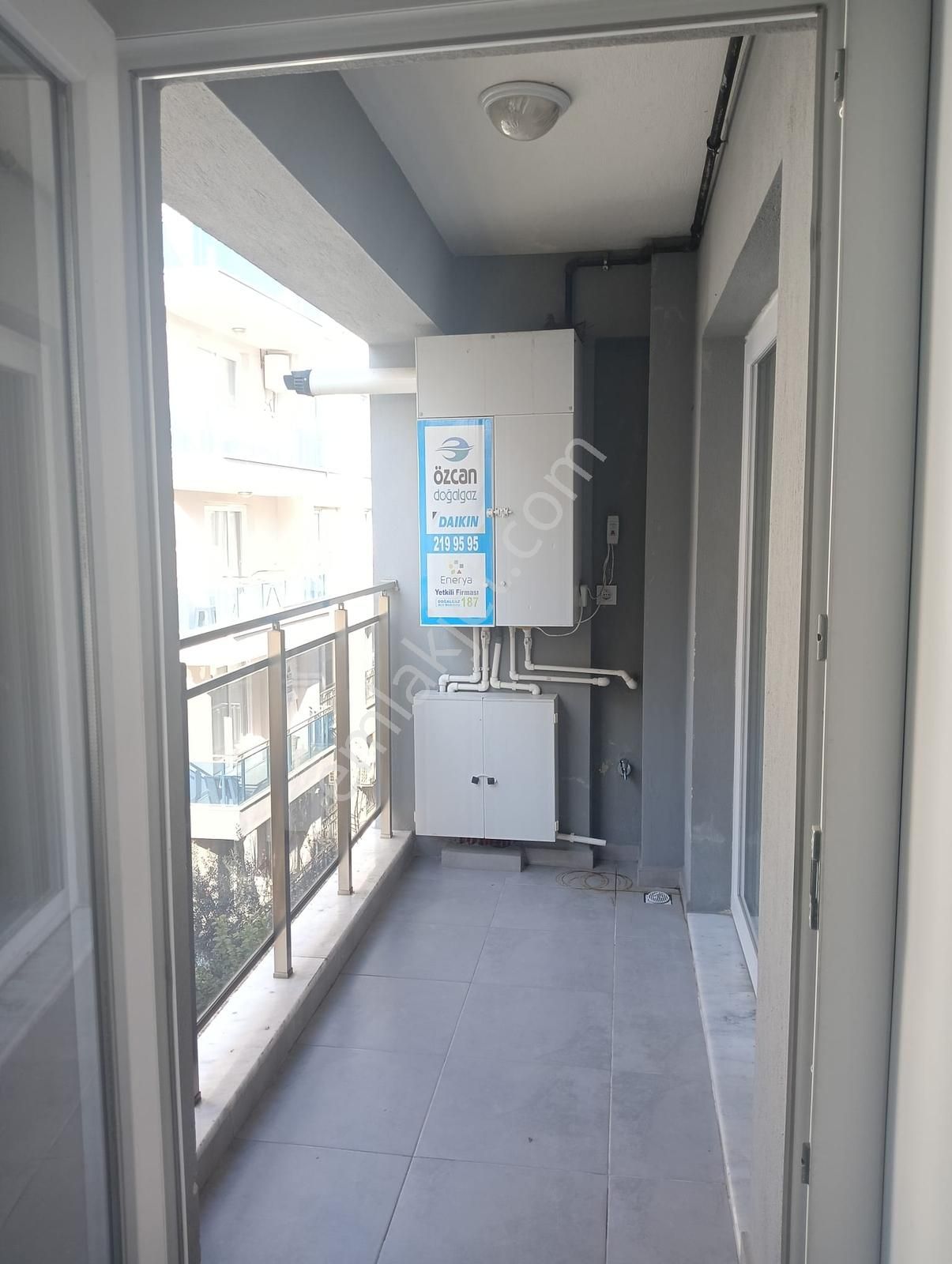 Century 21 Işıltı'dan Kiralık Yeni 2+1 Daire - Görsel 14