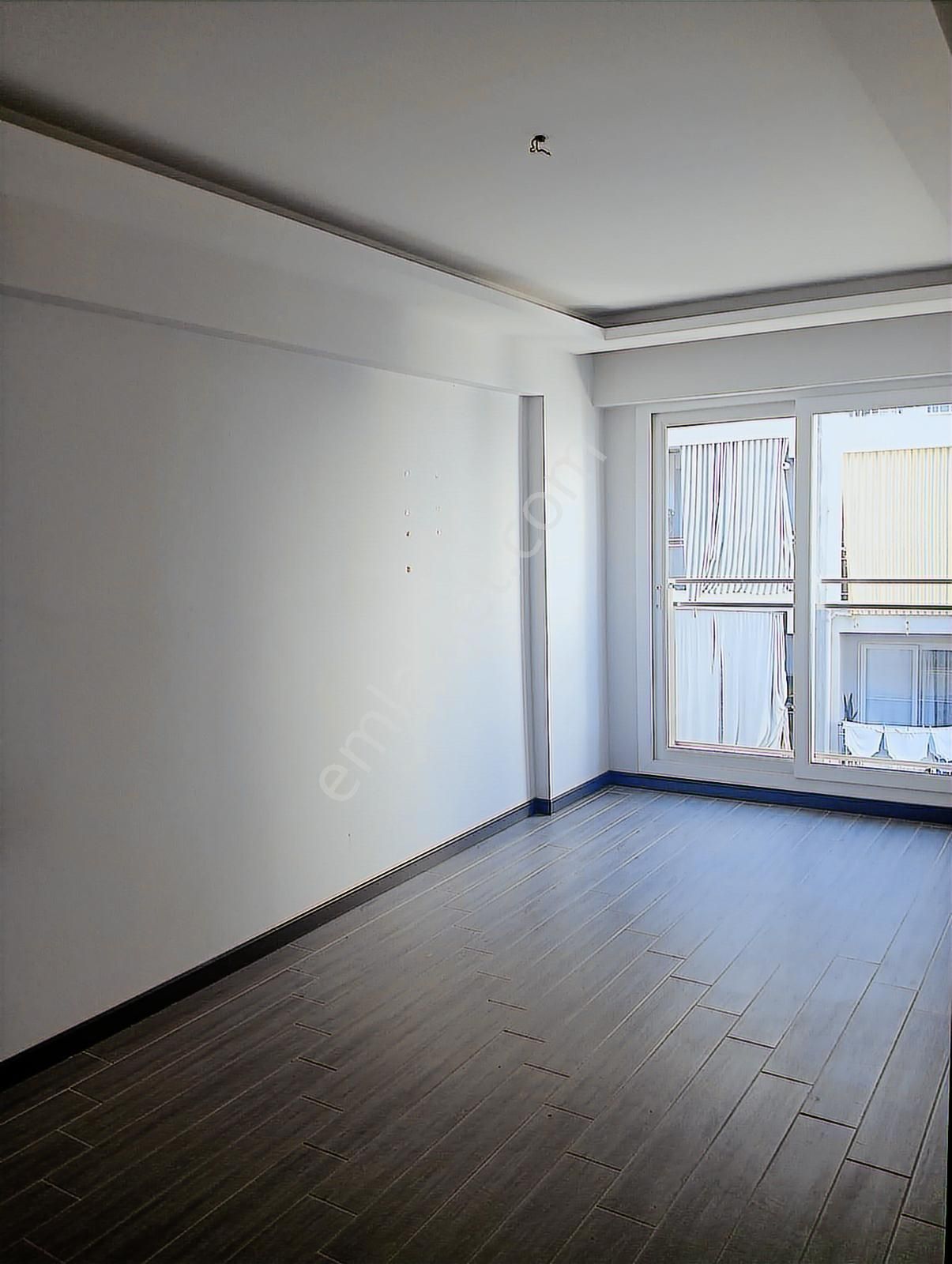 Century 21 Işıltı'dan Kiralık Yeni 2+1 Daire - Görsel 12