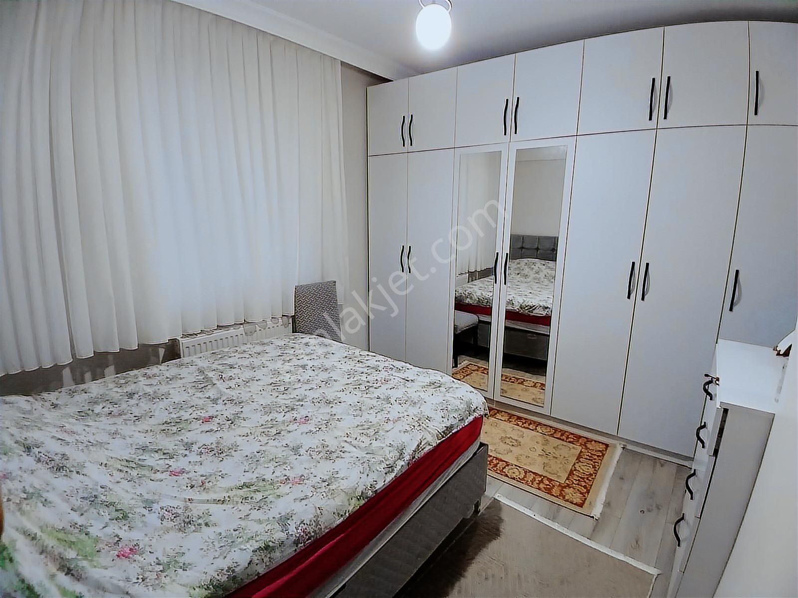 Seyran Cad.'nde Fırsat: Taşınmaya Hazır, Tamamen Yenilenmiş 3+1 - Görsel 10