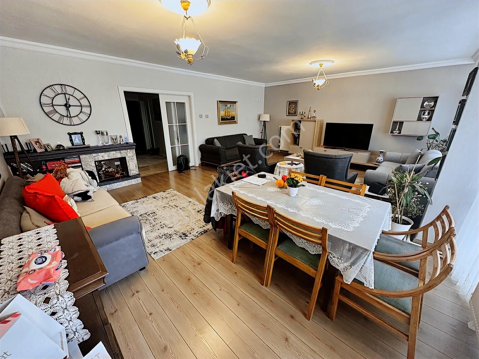 Sıcak Yuva Arayanlar İçin Bahçelievlerde Nezih Aile Apartmanı