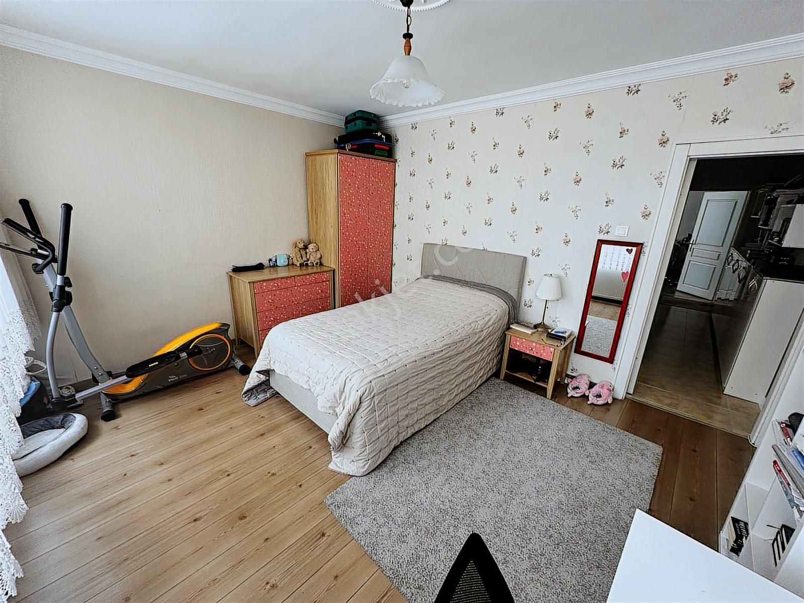 Sıcak Yuva Arayanlar İçin Bahçelievlerde Nezih Aile Apartmanı - Görsel 9