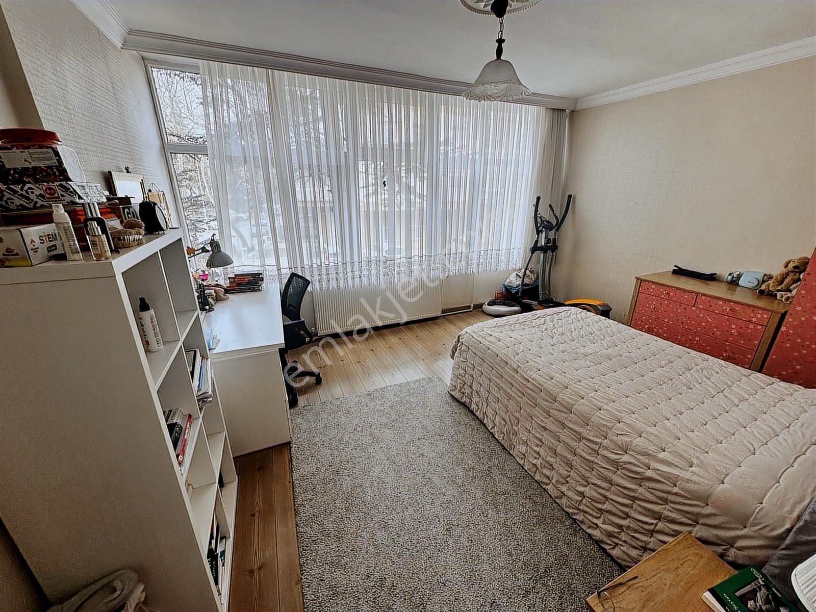 Sıcak Yuva Arayanlar İçin Bahçelievlerde Nezih Aile Apartmanı - Görsel 4