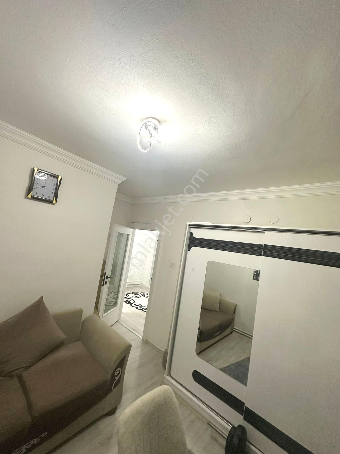 Basınevleri Mh. Hazır Kiracılı Eşyalı Satılık Full Yapılı 2+1 - Görsel 8