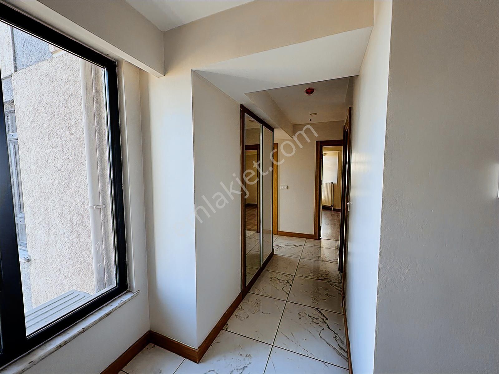 Haliç Panoroma Sitesi Süper Manzaralı 2+1 Kiralık Daire - Görsel 25