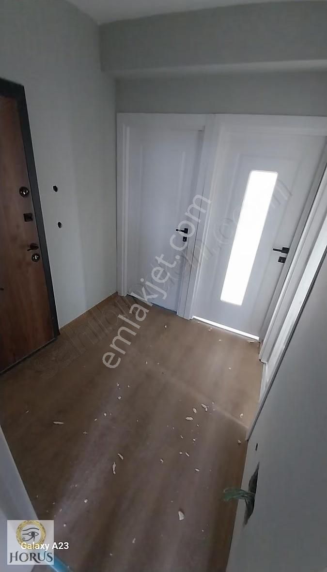 Ulaşım Noktalarına Yakın Manzaralı Katta Tek Daire - Görsel 6