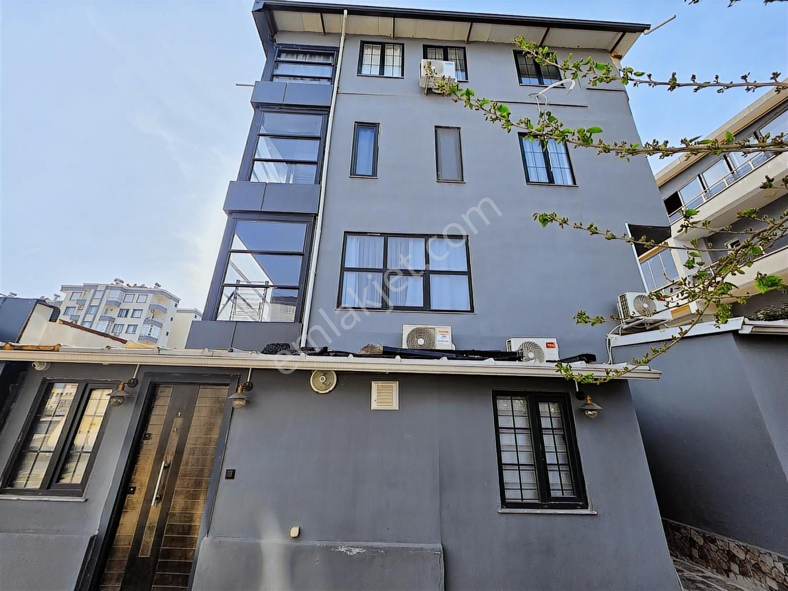 Güzeloba Da Turizm Yoluna Yakın Eşyalı Kiralık 1+1 Daire - Görsel 11