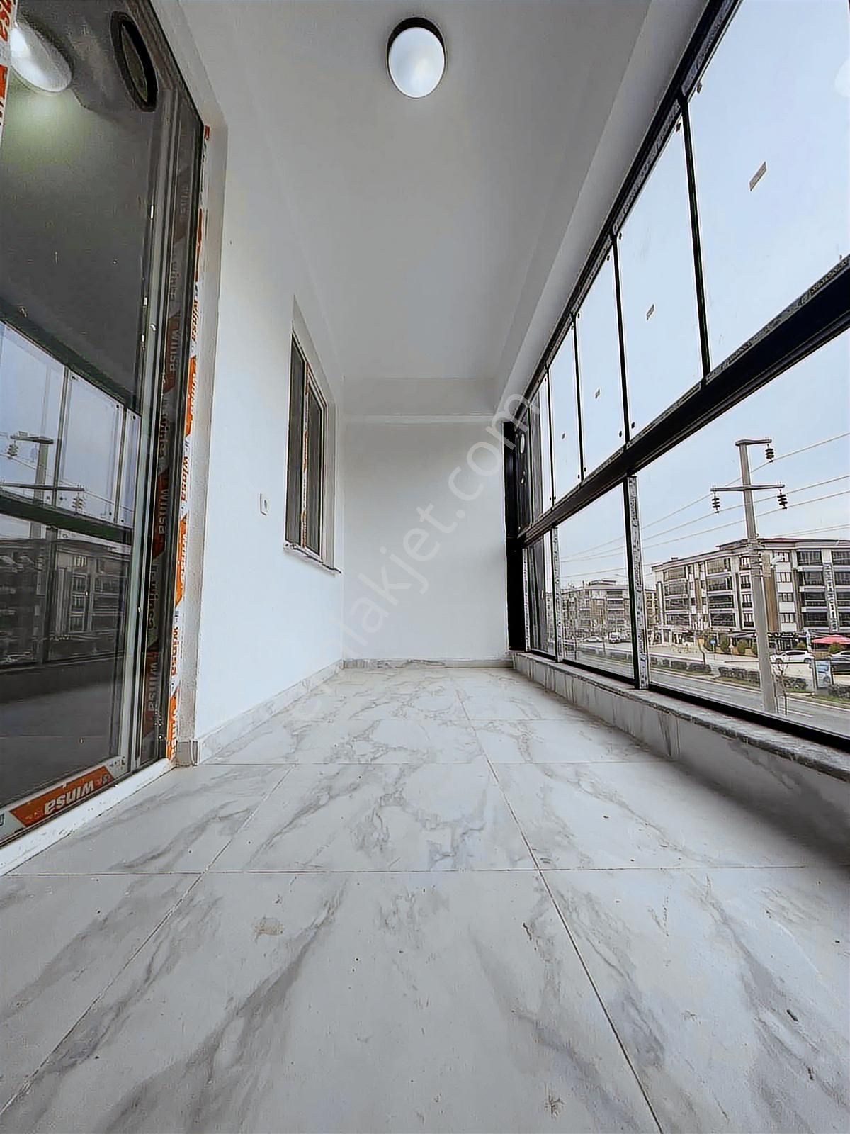 Bülent Ecevit Bulvarında Cadde Cephe 3+1 Daire - Görsel 11