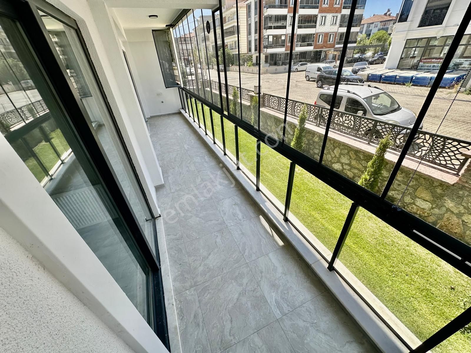 ⭐ay Emlak'tan⭐akçay'da Müstakil Tadında Şık Tasarımlı Lüks Butik Sitede Satılık 2+1 Daire - Görsel 3