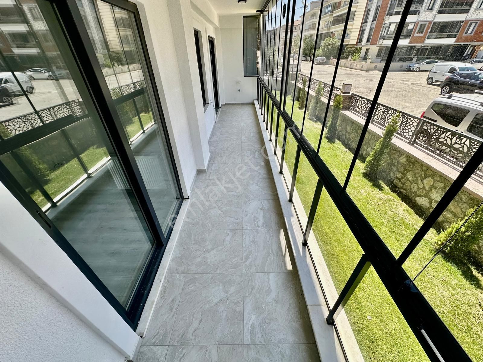 ⭐ay Emlak'tan⭐akçay'da Müstakil Tadında Şık Tasarımlı Lüks Butik Sitede Satılık 2+1 Daire - Görsel 4