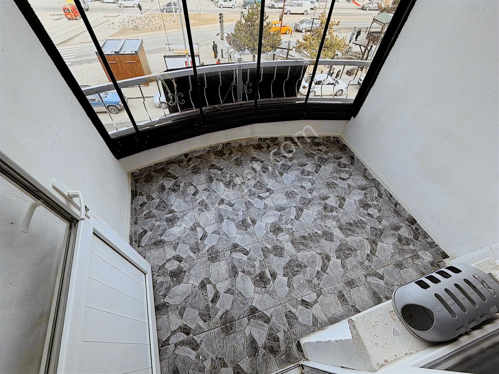 Keçiörende 3+1 Full Yapılı Ebeveyn Banyolu Kilerli Satılık Daire - Görsel 15